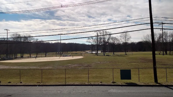 Kilroy Field Picture 7