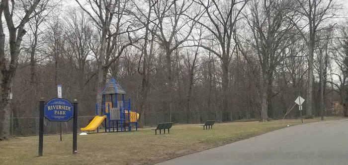 Riverside Park Picture 1