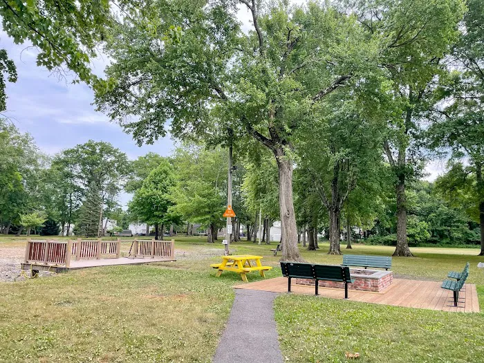 Greenview Park Picture 4