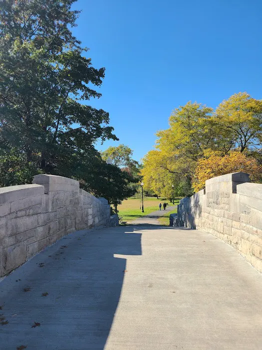 Verona Park Picture 6