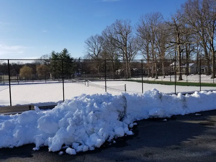 Littell's Pond Park Picture 10