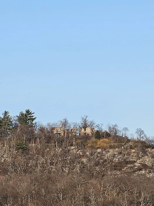 Orange Trail Viewpoint 2 Picture 4