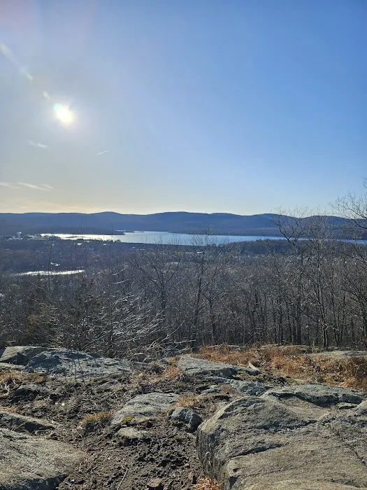 Orange Trail Viewpoint 1 Picture 3
