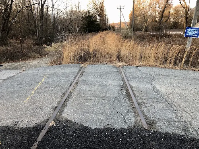 NYS&W Railway Bicycle and Pedestrian Path Access Picture 3