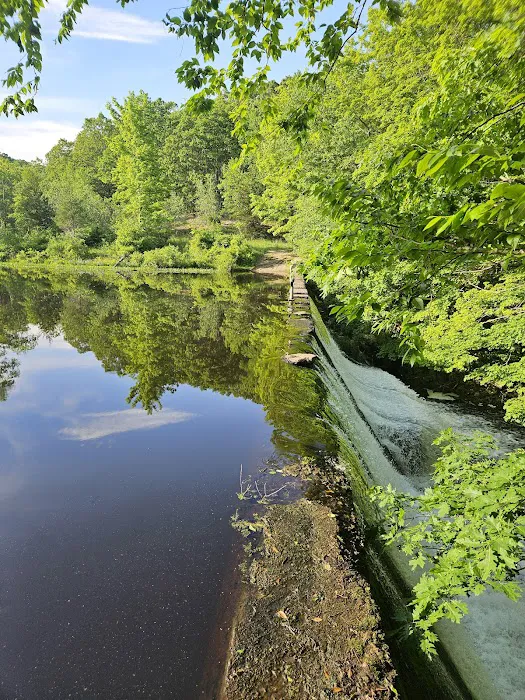 Cascade Lake Picture 6