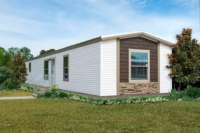 Lakeside Village Mobile Home Picture 4