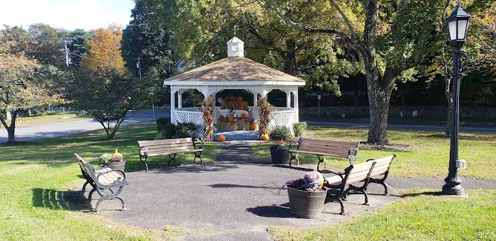 Veterans' Park Picture 2