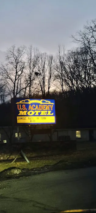 US Academy Motel Picture 1