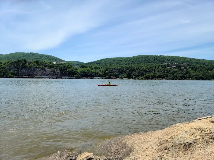 Arden Point and Glenclyffe Picture 2
