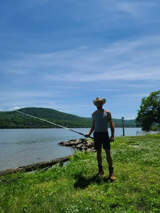 Highland Falls RV Park & Marina Picture 6