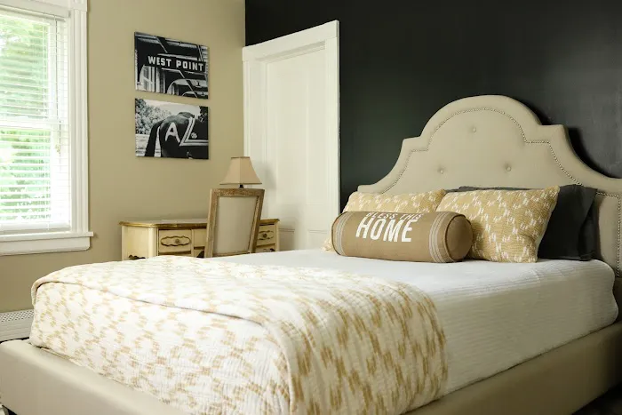 Our Rockbound Highland Home Picture 4