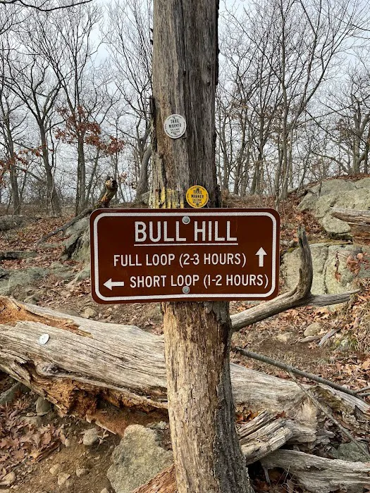 Undercliff Trailhead Picture 2
