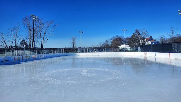 Westport Longshore Club Park Picture 6