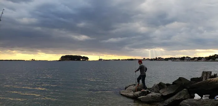 Canal Beach Picture 3