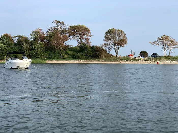 Cockenoe Island Picture 6