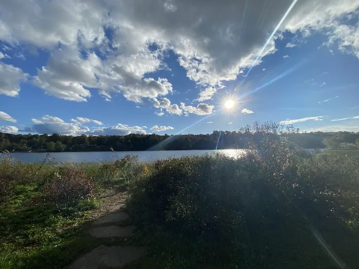 Lake Kenosia Park Picture 9