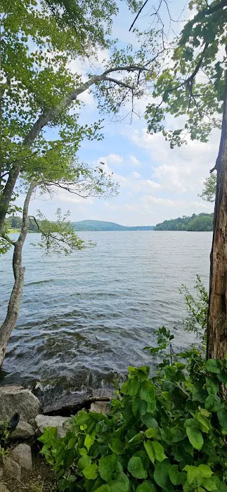 Lake Carmel Picture 5