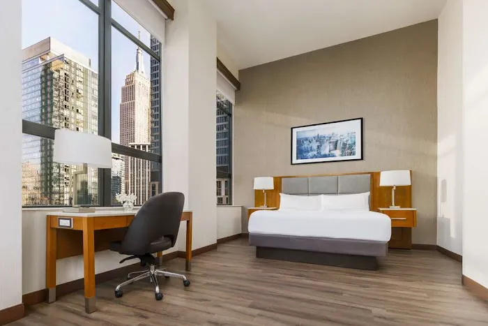 DoubleTree by Hilton Hotel New York City - Chelsea Picture 5