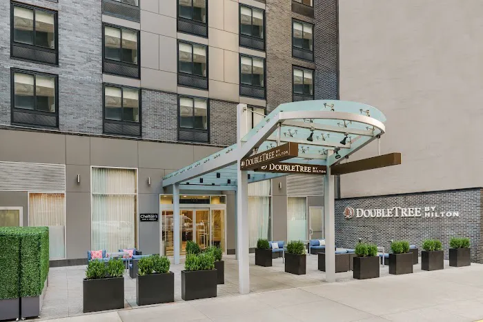 DoubleTree by Hilton Hotel New York City - Chelsea Picture 1