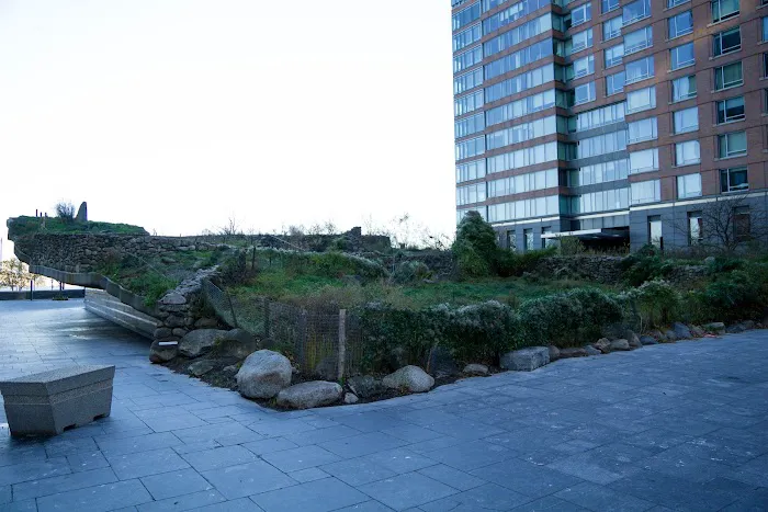 Irish Hunger Memorial Picture 7