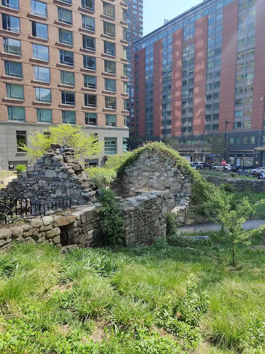 Irish Hunger Memorial Picture 8