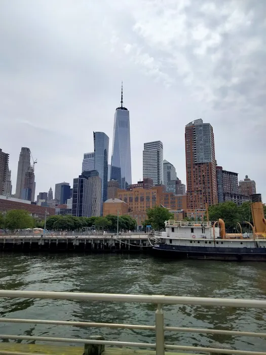 Hudson Park Picture 4