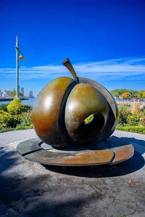 The Apple Picture 6
