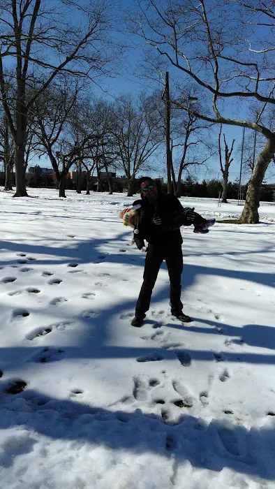 Kellogg Park Picture 4
