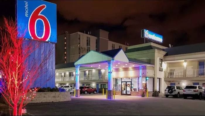 Motel 6 Elizabeth, NJ - Newark Liberty Intl Airport Picture 4
