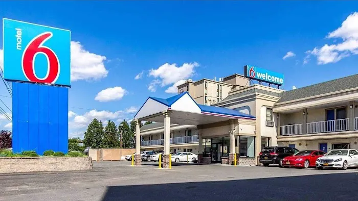 Motel 6 Elizabeth, NJ - Newark Liberty Intl Airport Picture 2