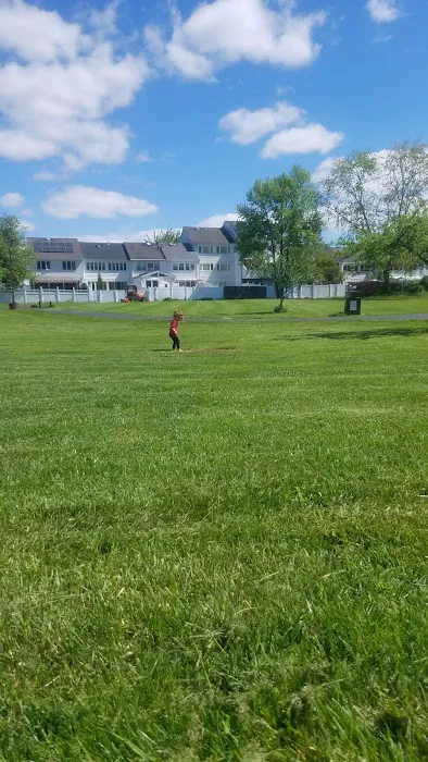 Village Greens Park(Private Park) Picture 2