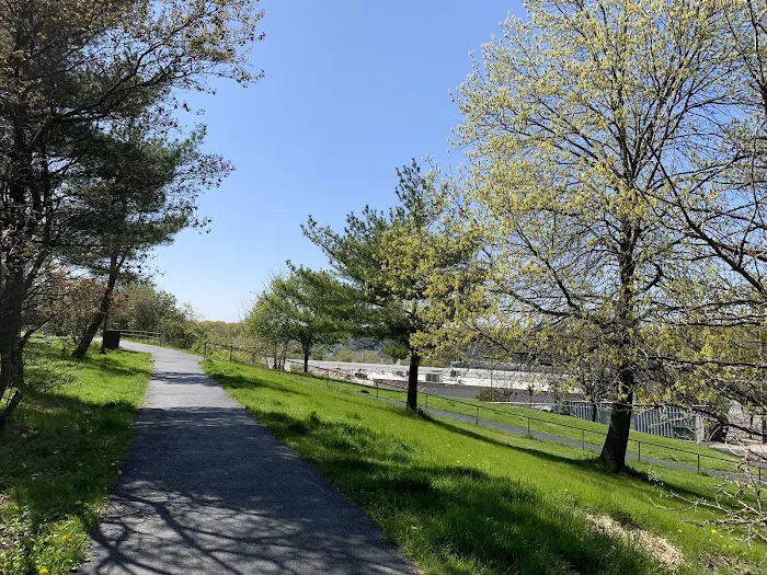 Village Greens Park(Private Park) Picture 8