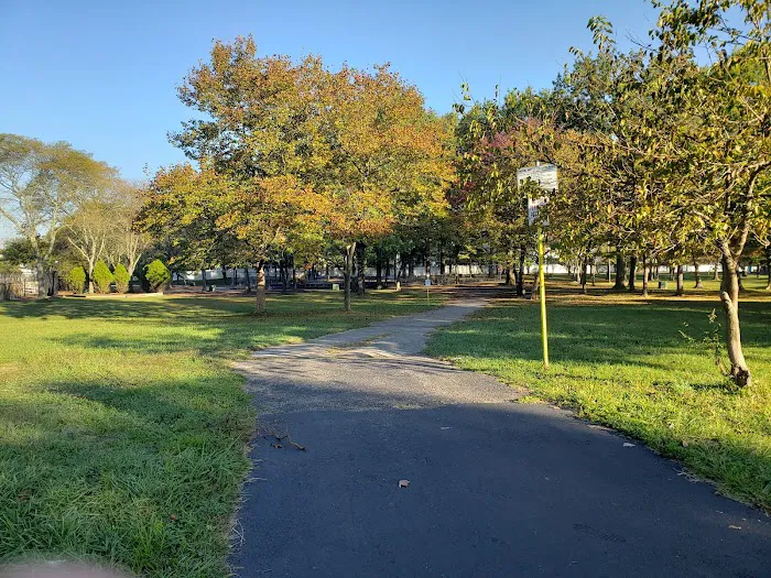 Village Greens Park(Private Park) Picture 10