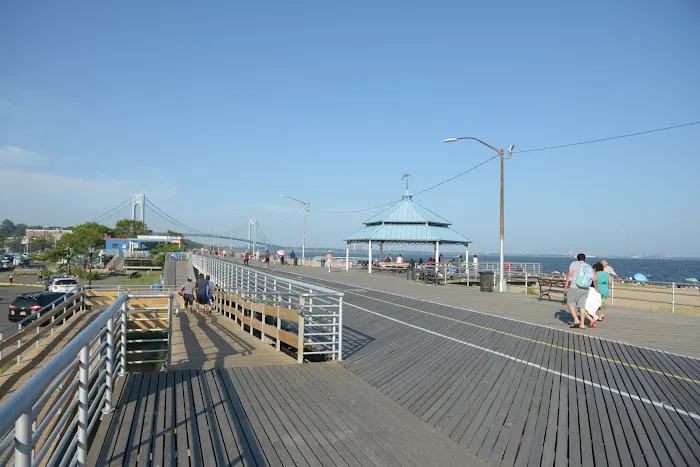 Franklin D. Roosevelt Boardwalk and Beach Picture 3
