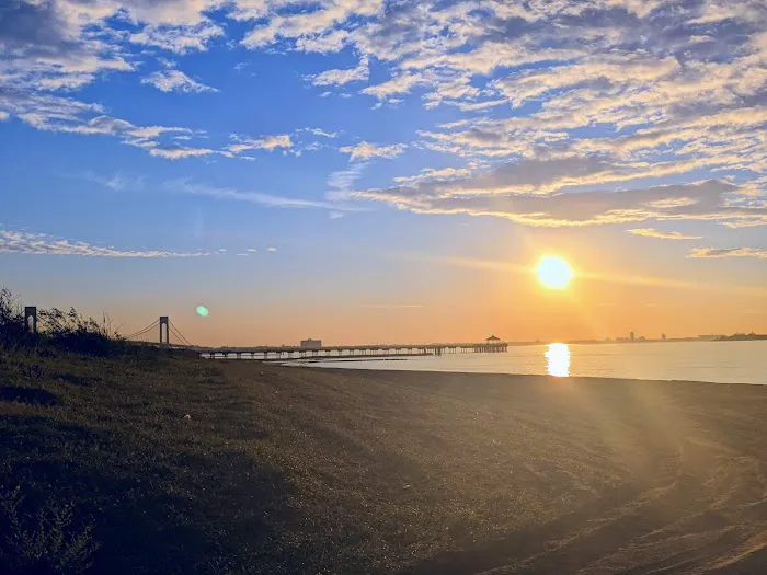 Franklin D. Roosevelt Boardwalk and Beach Picture 4