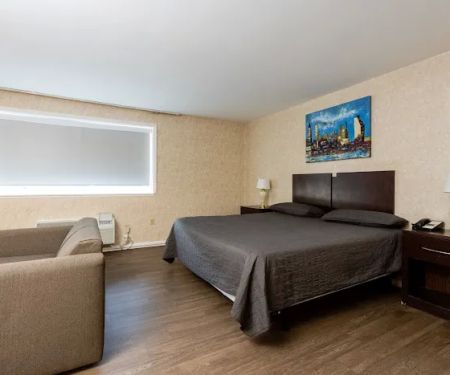 Swan Hotel & Suites