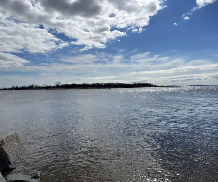 Crescent Beach Park