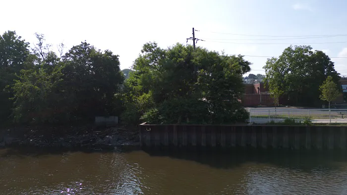 Kearny Riverwalk Picture 10