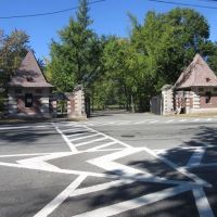The Ballantine Gateway/ Branch Brook Park ico