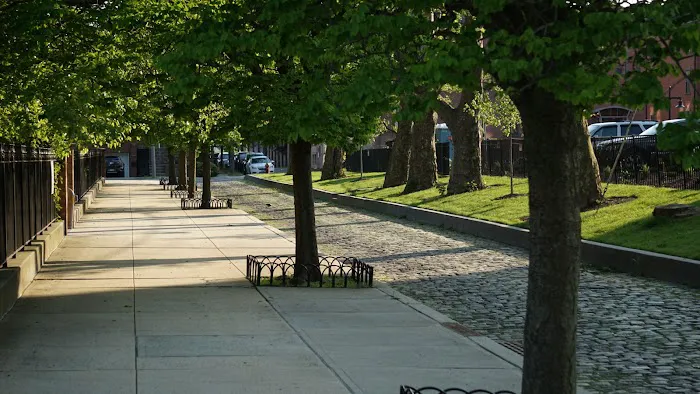 Lafayette Park Picture 3
