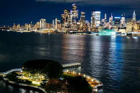 W Hoboken Picture 6