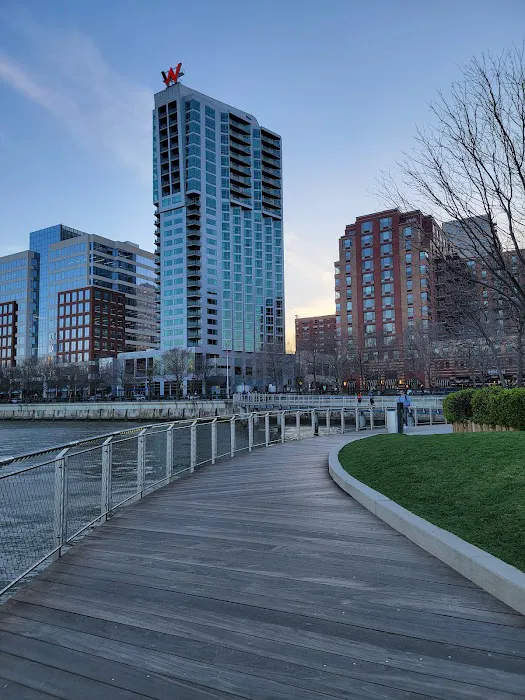 Pier C Park Picture 10