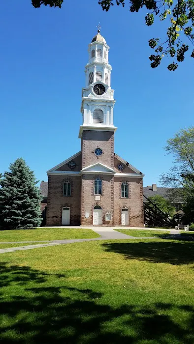 Bloomfield Green Picture 1