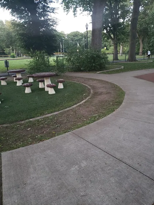 Glenfield Park Picture 2