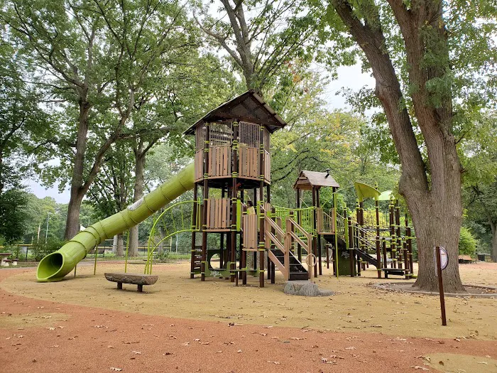 Glenfield Park Picture 3
