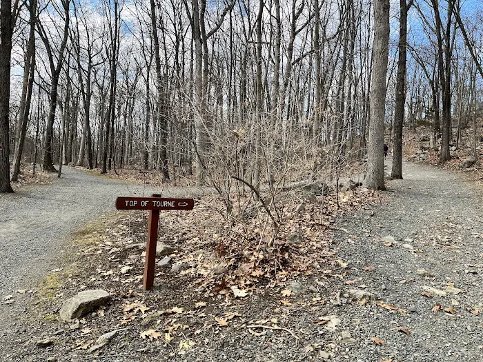 Tourne County Park Picture 3