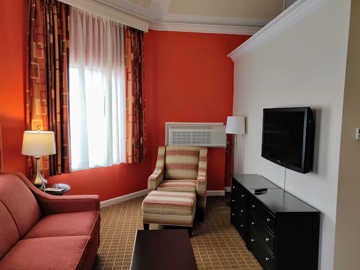 The Wilshire Grand Hotel Picture 4