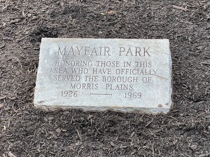 Mayfair Park Picture 4