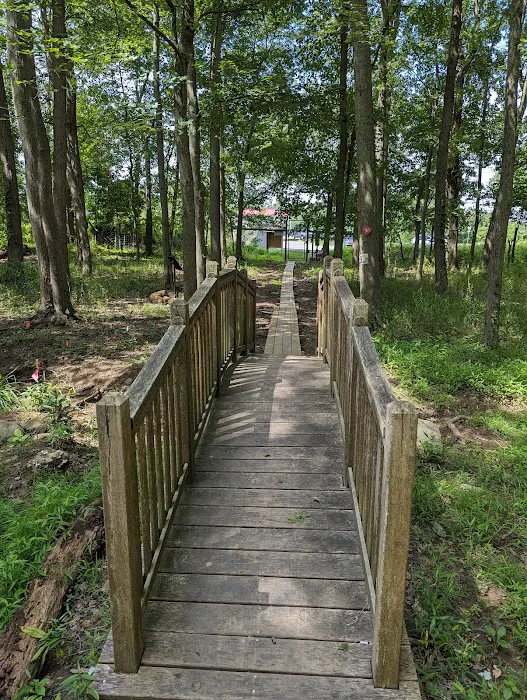 Madison Trails Picture 4