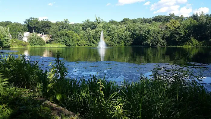 Bogue Pond Park Picture 5